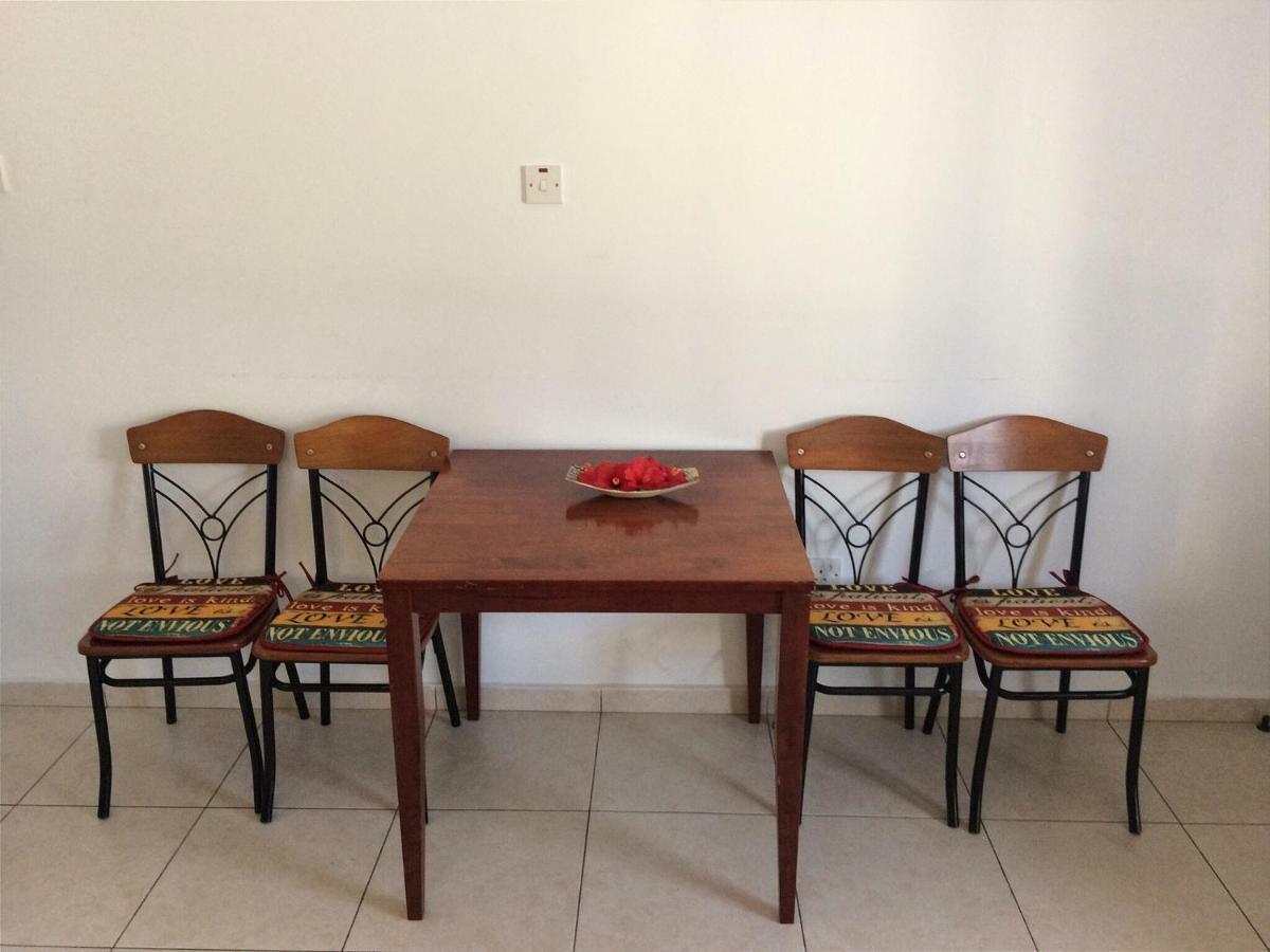Faros Beach Apartment Πάφος Εξωτερικό φωτογραφία